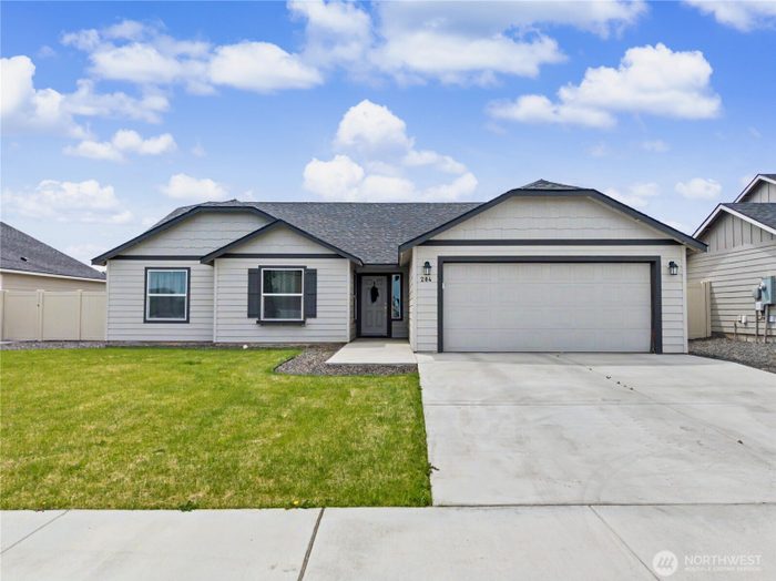 Lead image for 204 Royal Palm Drive Moses Lake