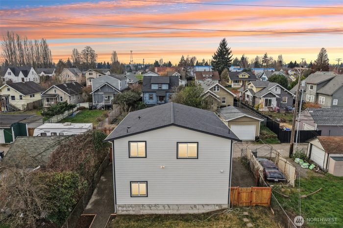 Lead image for 1722 S Cushman Avenue #B Tacoma