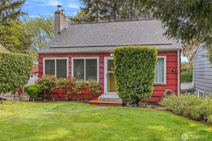 Lead image for 10850 26th Avenue S Seattle