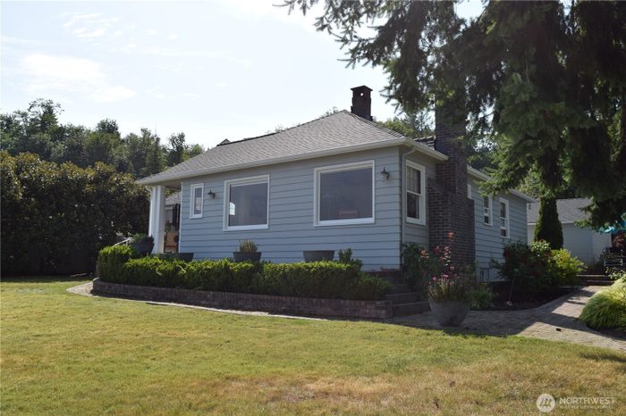 Lead image for 3538 Beach Drive E Port Orchard
