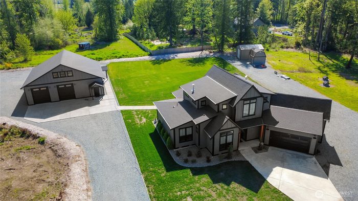 Lead image for 28711 132nd Avenue E Graham
