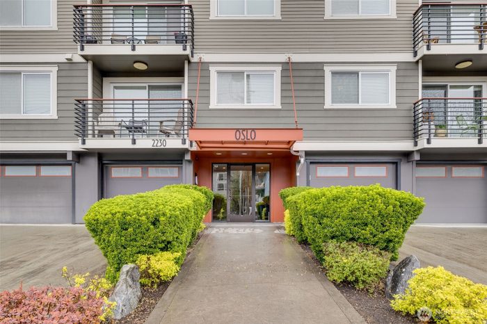 Lead image for 2230 NW 59th Street #202 Seattle