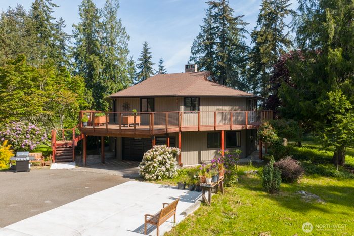 Lead image for 94 Raccoon Road Sequim