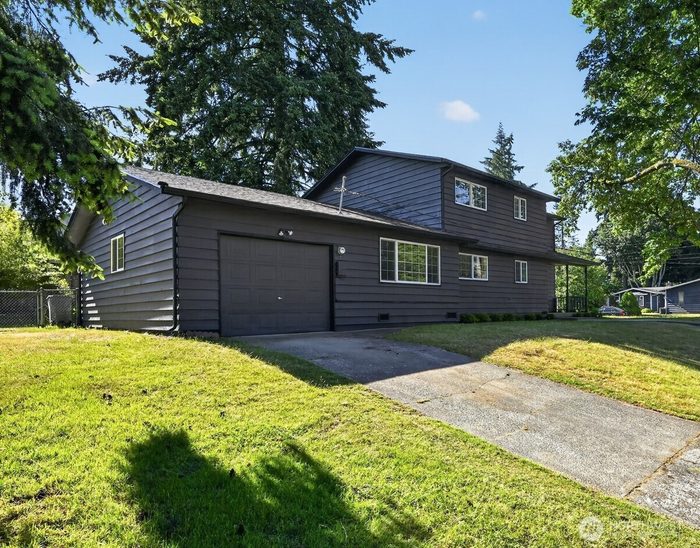 Lead image for 33907 23rd Avenue SW Federal Way