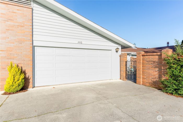 Lead image for 100 B Hilltop Drive Sequim