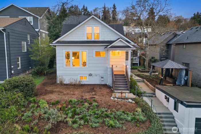 Lead image for 3443 21st Avenue W Seattle