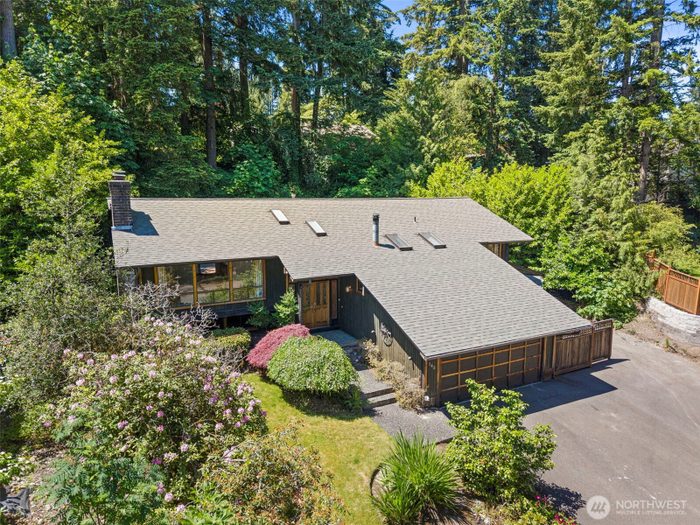 Lead image for 145 Big Bear Place NW Issaquah