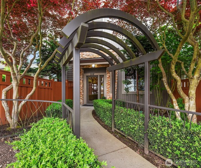 Lead image for 316 Walnut Street #103 Edmonds