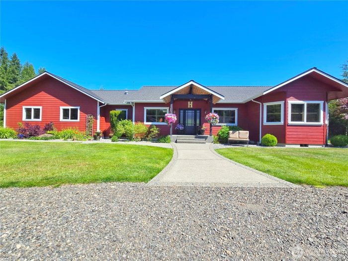 Lead image for 810 Big Pine Way Forks