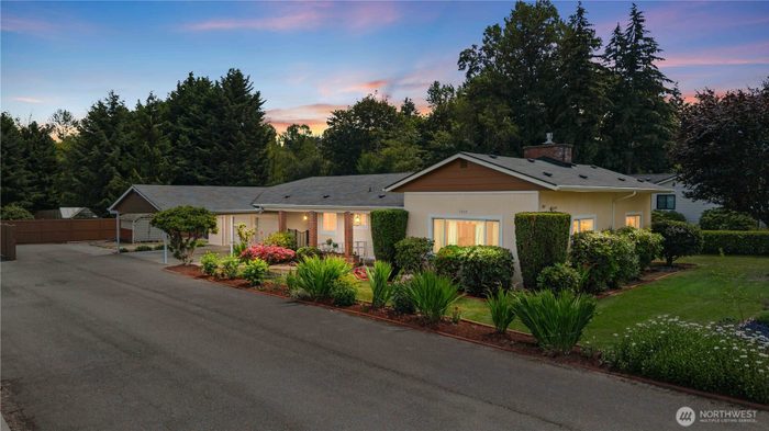 Lead image for 1809 5th Street SW Puyallup