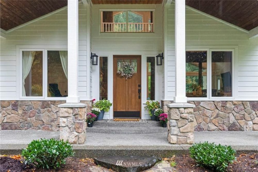 Lodge Style Home in gig harbor
