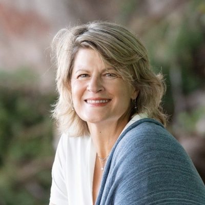 Professional Headshot of Claudia Gentzkow