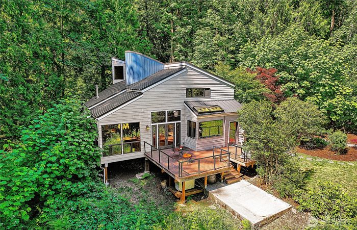 Lead image for 13020 Squak Mountain Road SE Issaquah