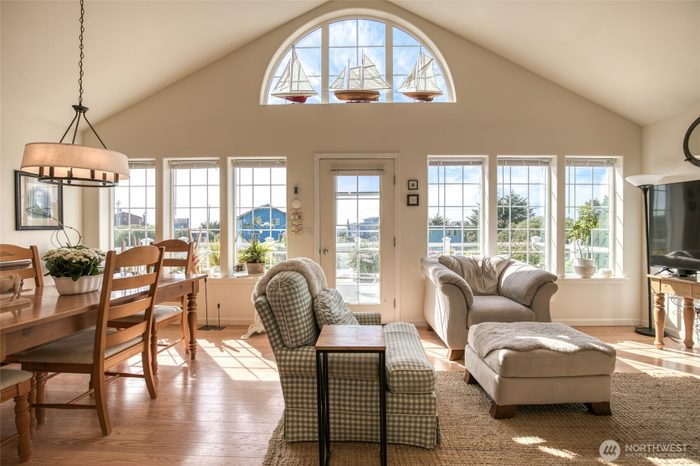 Lead image for 622 Ocean Shores Boulevard SW Ocean Shores