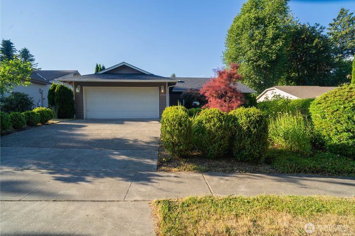 Lead image for 2928 Briar Lea Loop SE Olympia