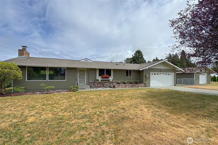 Lead image for 860 Thornton Drive Sequim