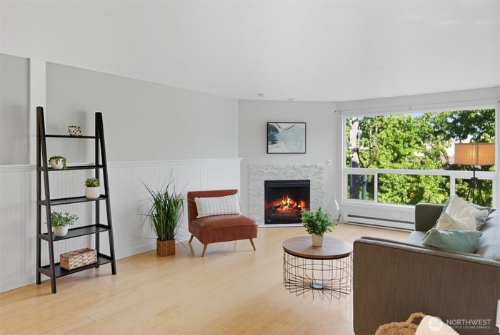 Lead image for 9416 1st Avenue NE #305 Seattle