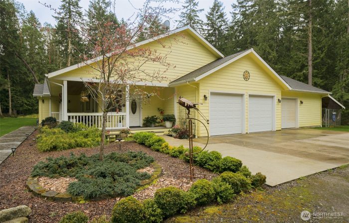 Lead image for 72 Doe Place Sequim