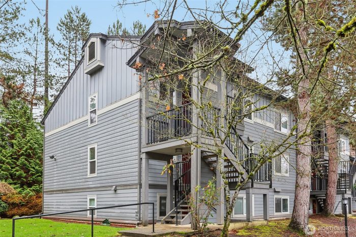 Lead image for 11103 NE 124th Lane #B205 Kirkland
