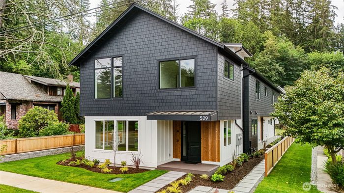 Lead image for 529 SE Bush Street #B Issaquah