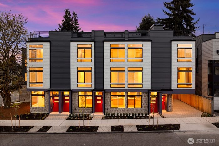 Lead image for 7005 9th Avenue NE Seattle