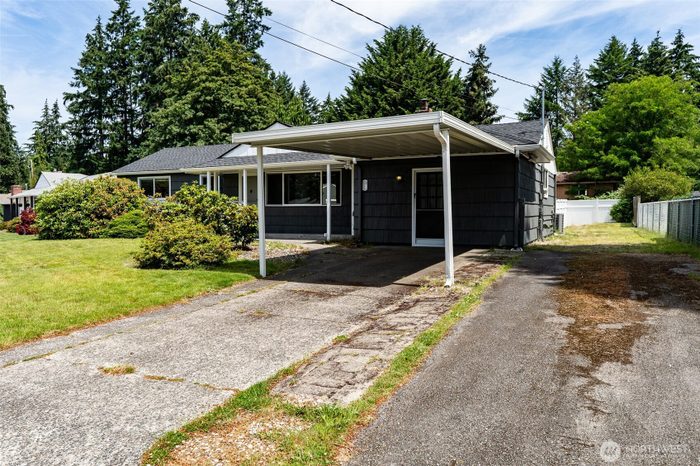 Lead image for 3 Fir Glen Drive SW Lakewood