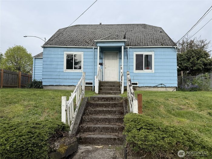 Lead image for 3790 E B Street Tacoma