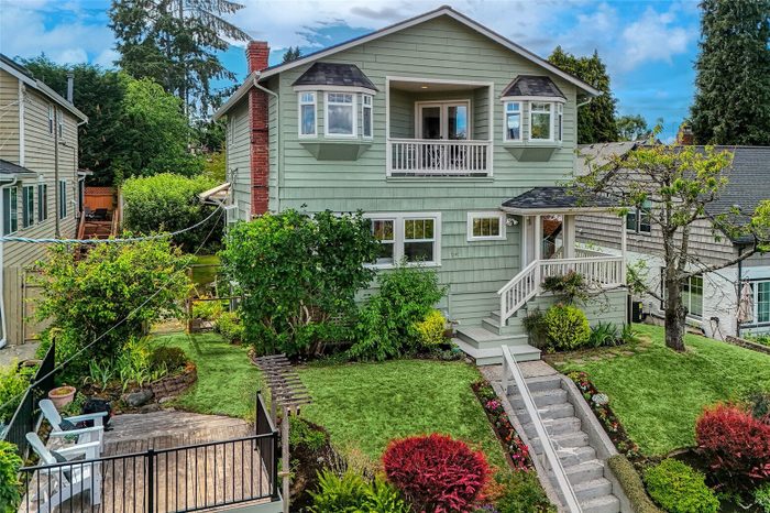 Lead image for 7347 19th Avenue NE Seattle