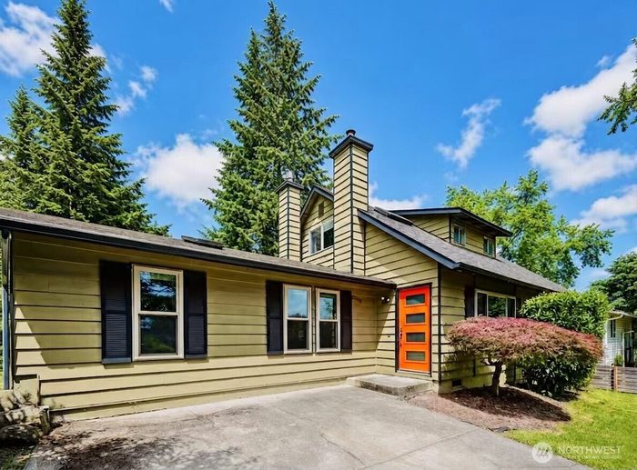 Lead image for 22014 5th Avenue W Bothell