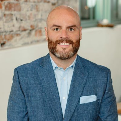 Professional Headshot of Charles Thomas