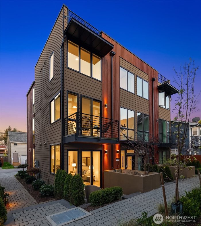 Lead image for 3406 B 34th Avenue W Seattle