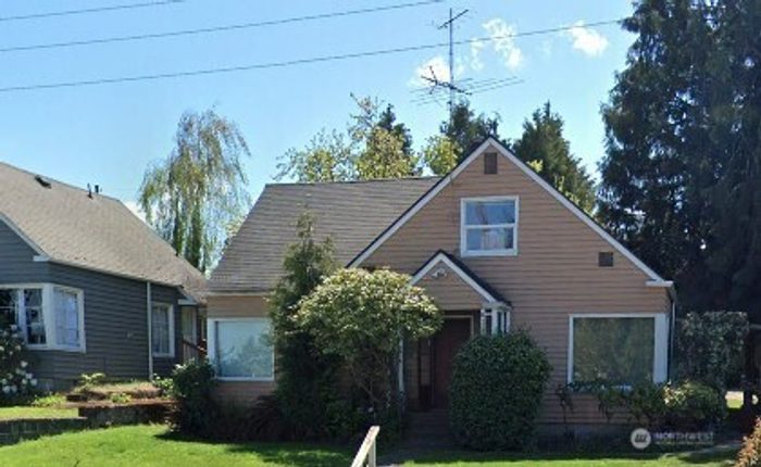 Lead image for 2210 E 32nd Street Tacoma