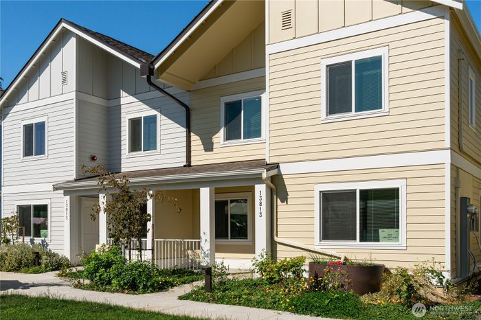 Lead image for 13813 32nd Lane S Tukwila