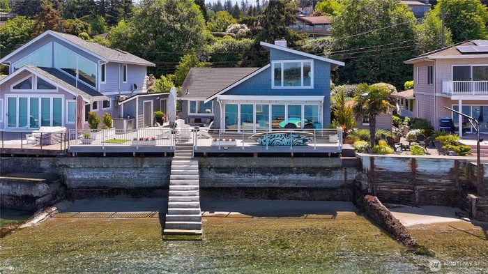 Lead image for 4430 Sunset Beach Road W University Place
