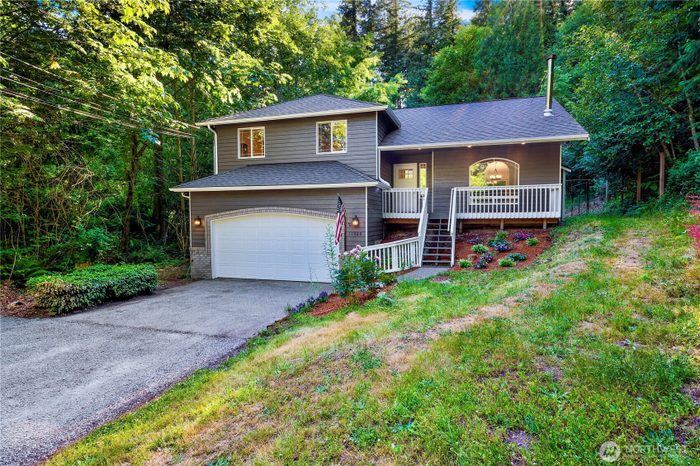 Lead image for 31528 W Lake Ketchum Road Stanwood