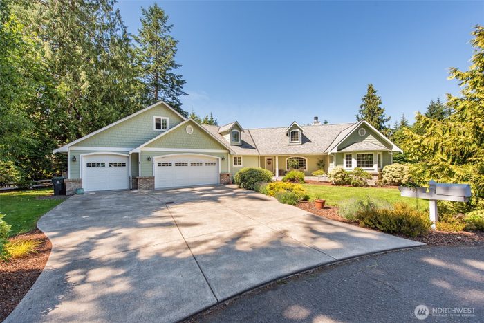 Lead image for 142 Charles Way Sequim