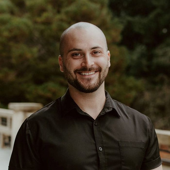 Professional Headshot of Riley Holder
