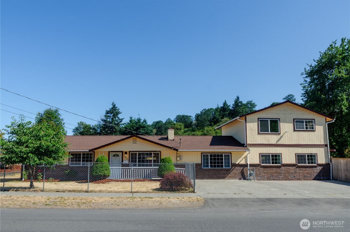 Lead image for 2401 S 62nd Street Tacoma