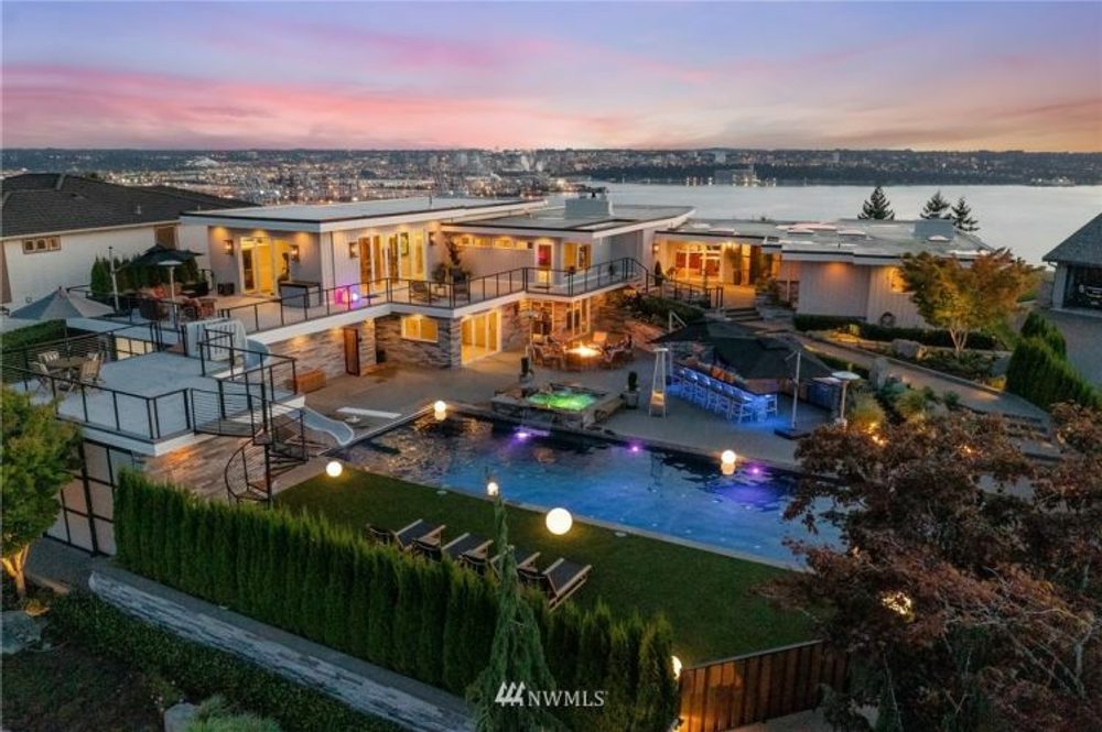 Resort Inspired NW Contemporary Home NE Tacoma