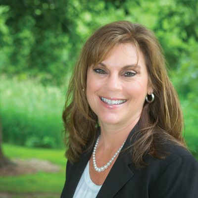 Professional Headshot of Debbie Wise