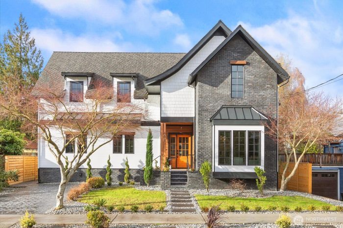Lead image for 6523 39th Avenue NE Seattle