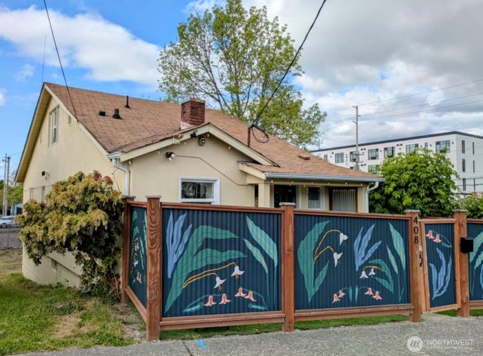 Lead image for 408 7th Avenue SE Olympia