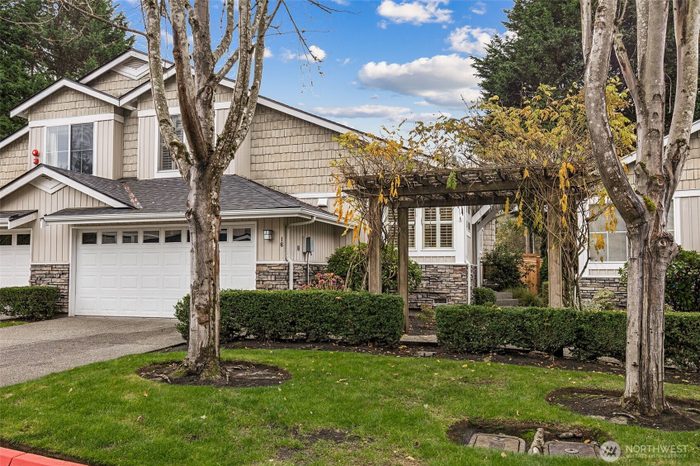 Lead image for 120 Newport Way NW #16 Issaquah