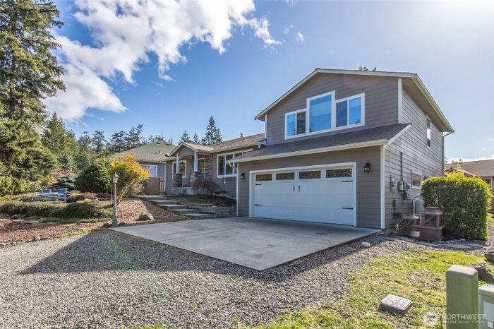 Lead image for 306 Taylor Boulevard Sequim