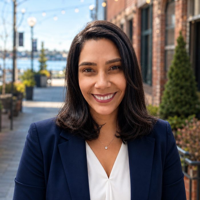 Professional Headshot of Lisa Johnson