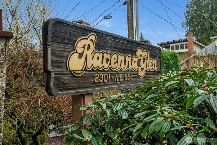 Lead image for 2301 NE 65th Street #406 Seattle