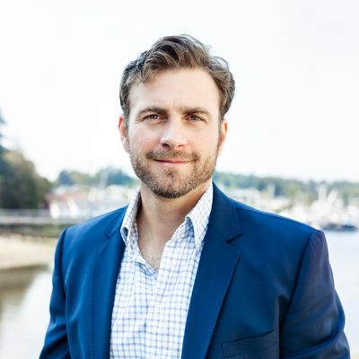 Professional Headshot of Bond Finseth