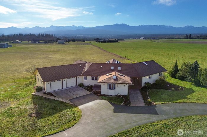 Lead image for 1132 Woodcock Road Sequim