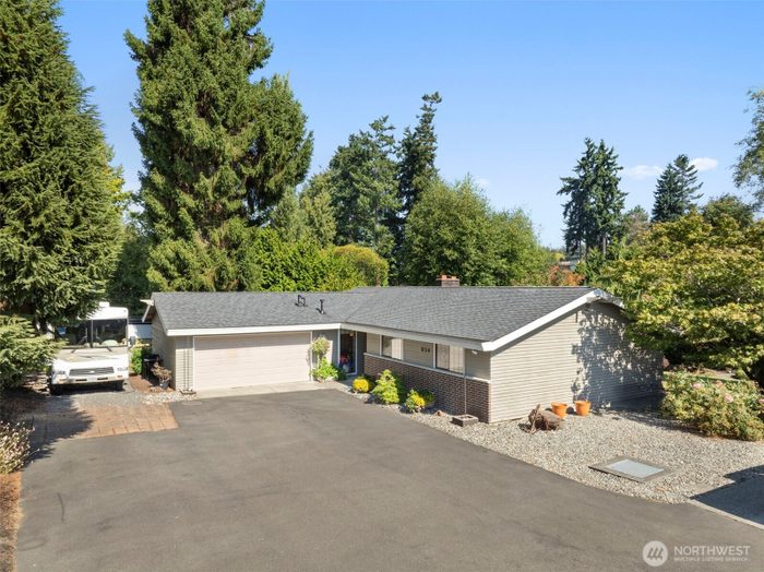 Lead image for 834 Cary Road Edmonds