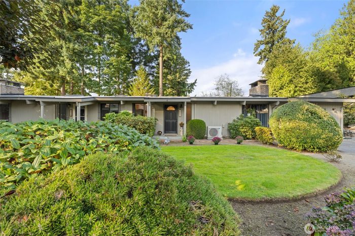 Lead image for 3421 E 99th #3421 Edgewood